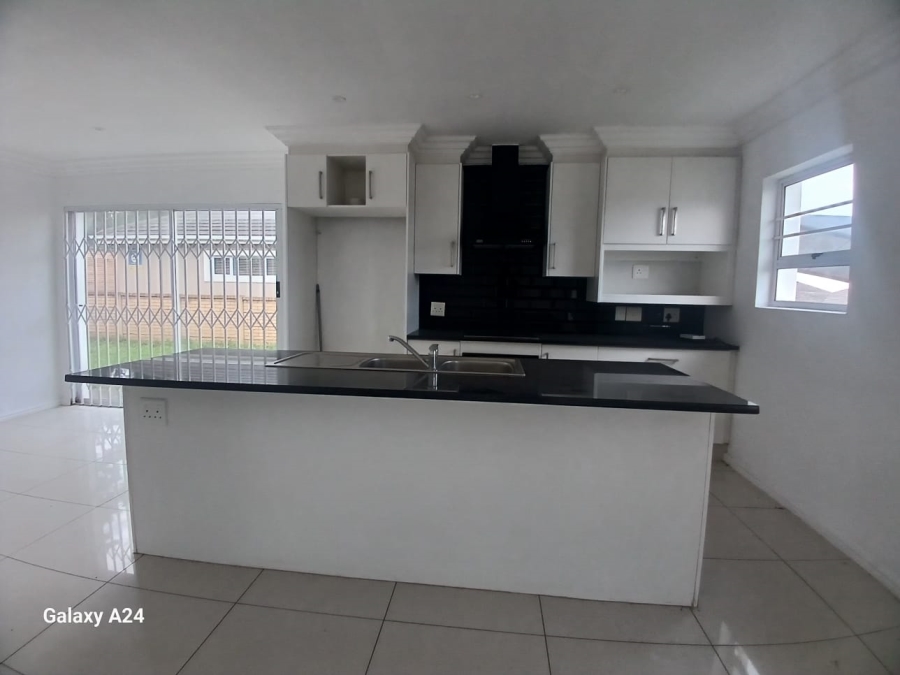 3 Bedroom Property for Sale in Gonubie Eastern Cape